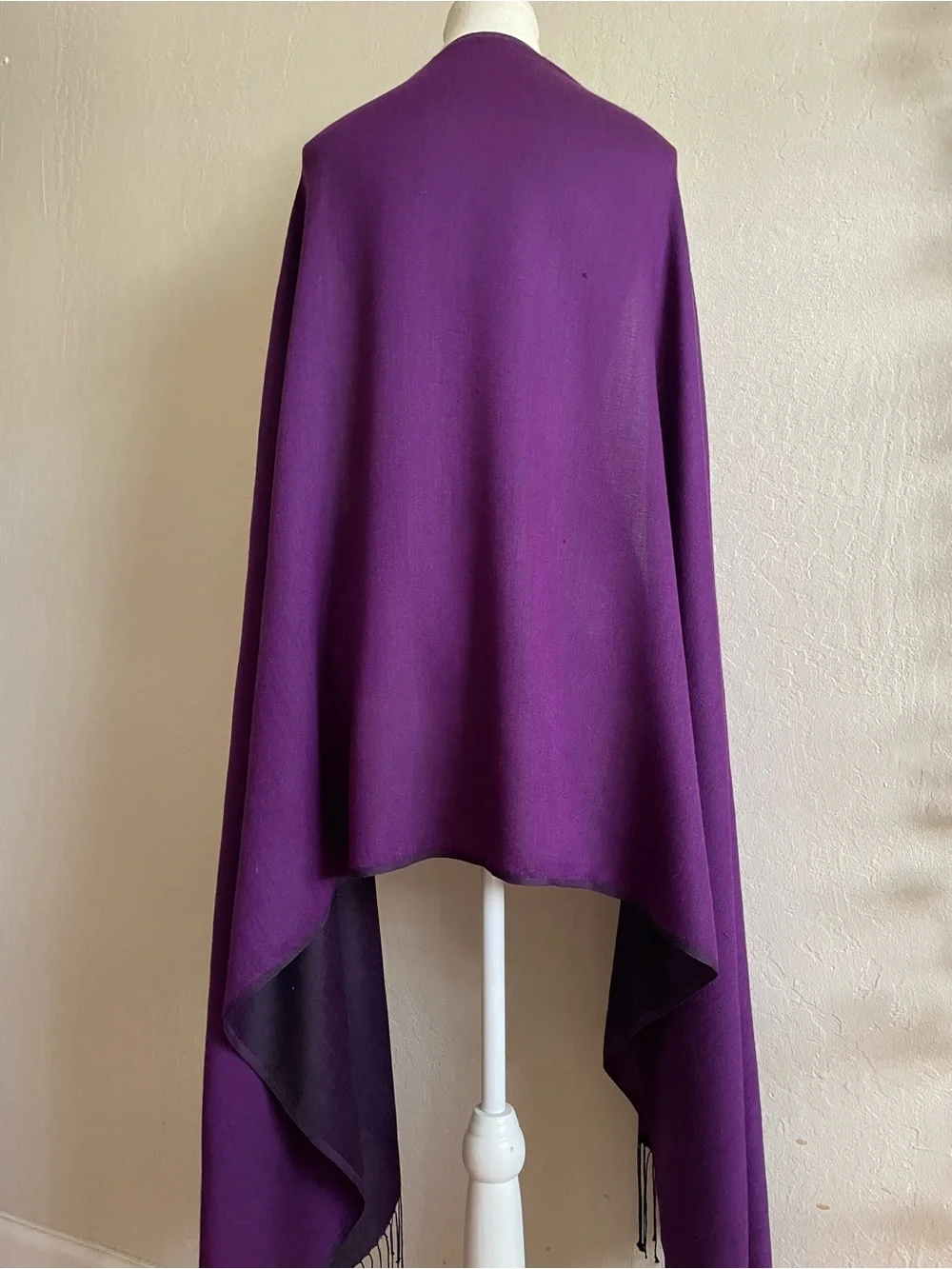 Thin wool and silk purple wrap